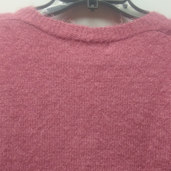 NWT No Comment by NY LA Fuzzy Pink Sweater - Picture 8 of 9